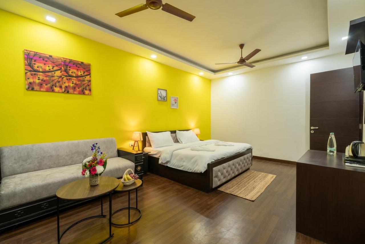 Lime Boutique Gk-1 At Kailash Colony Metro , Greater Kailash Near Eros Nehru Place
