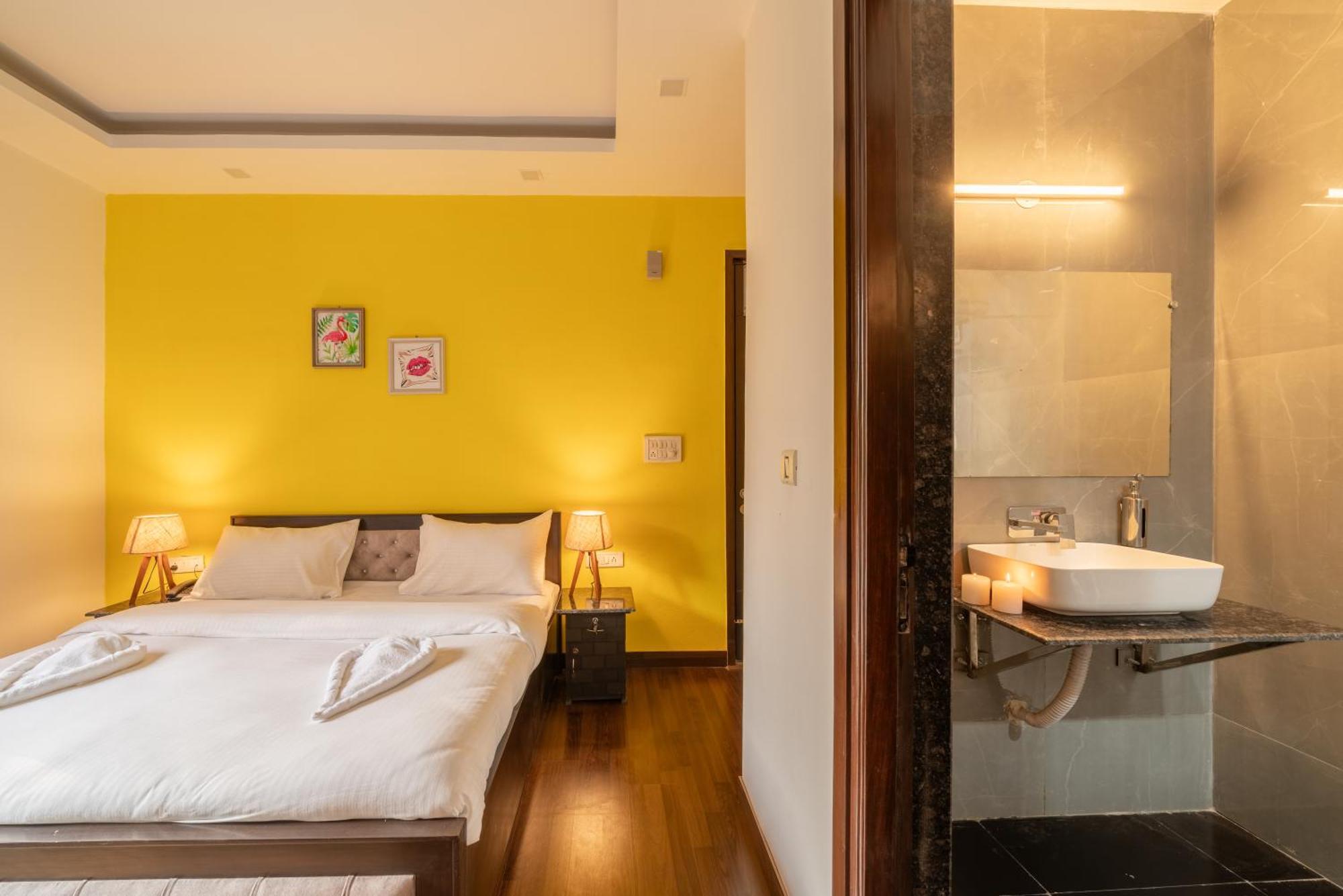 Bed & Breakfast Lime Boutique Gk-1 At Kailash Colony Metro , Greater Kailash Near Eros Nehru Place New Delhi